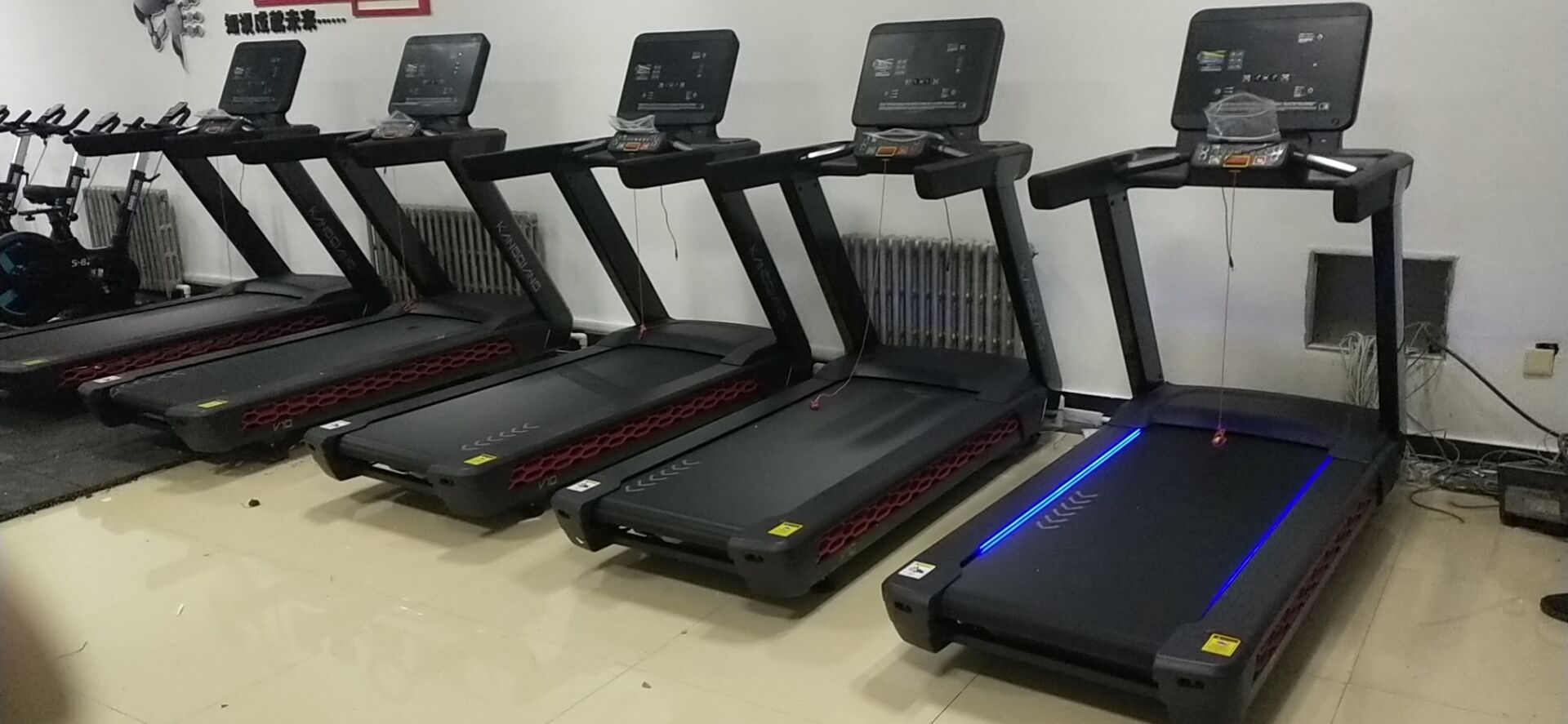 健身器材成人抖音视频